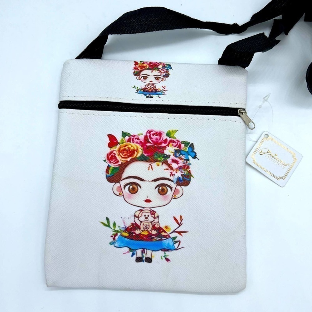 NWT PRINCESS Accessories Frida Kahlo white shoulder or crossbody bag - Picture 4 of 16